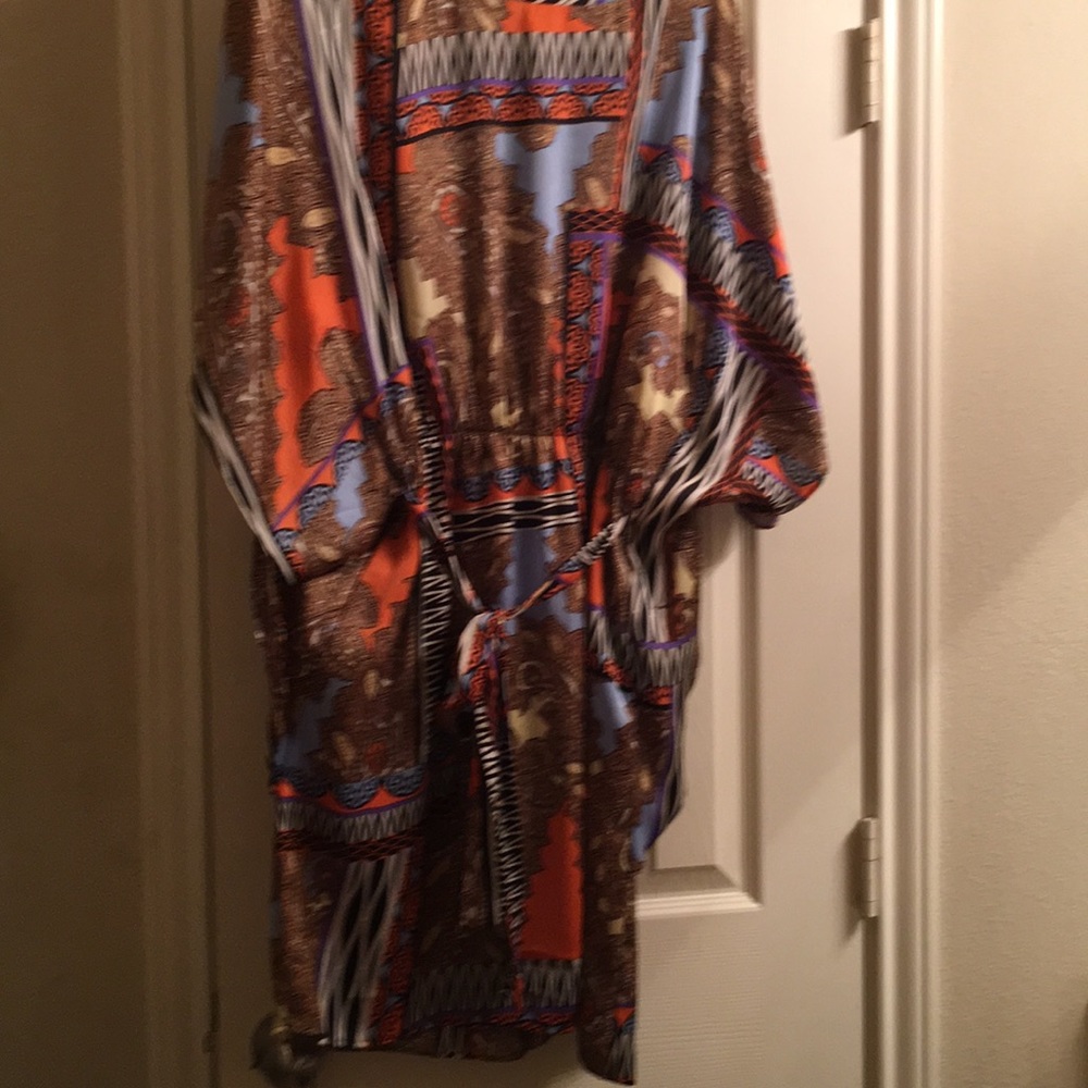 Dress - Picture 2 of 4